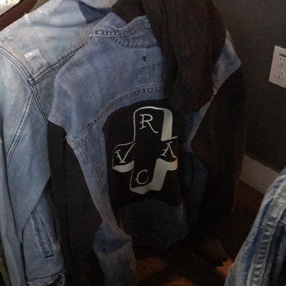 Jacket - Picture 4 of 4